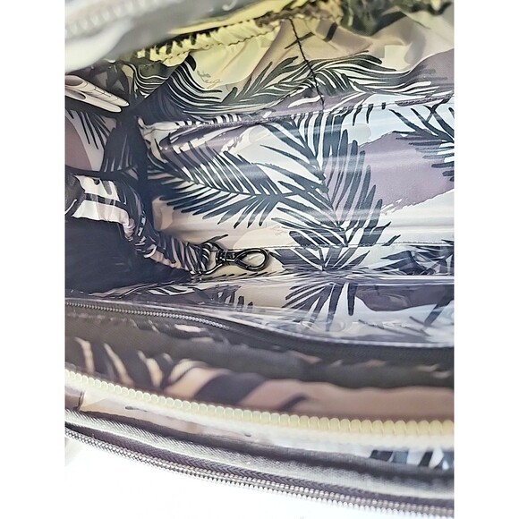 Lug Trolley 2 Crossbody Bag Metallic Black Tote Makeup Crafts Travel Cruise - Picture 14 of 14